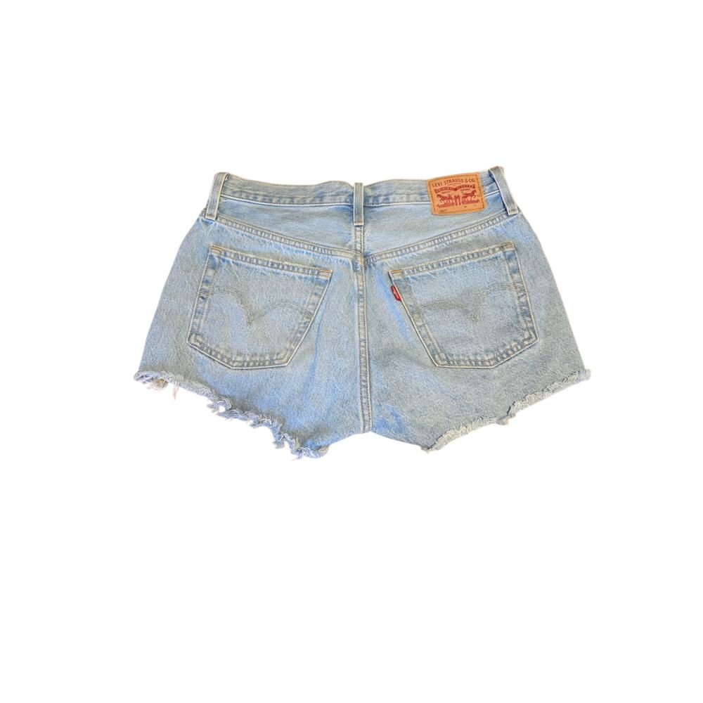 Levi's 501 light denim shorts, size W27 - Picture 2 of 4